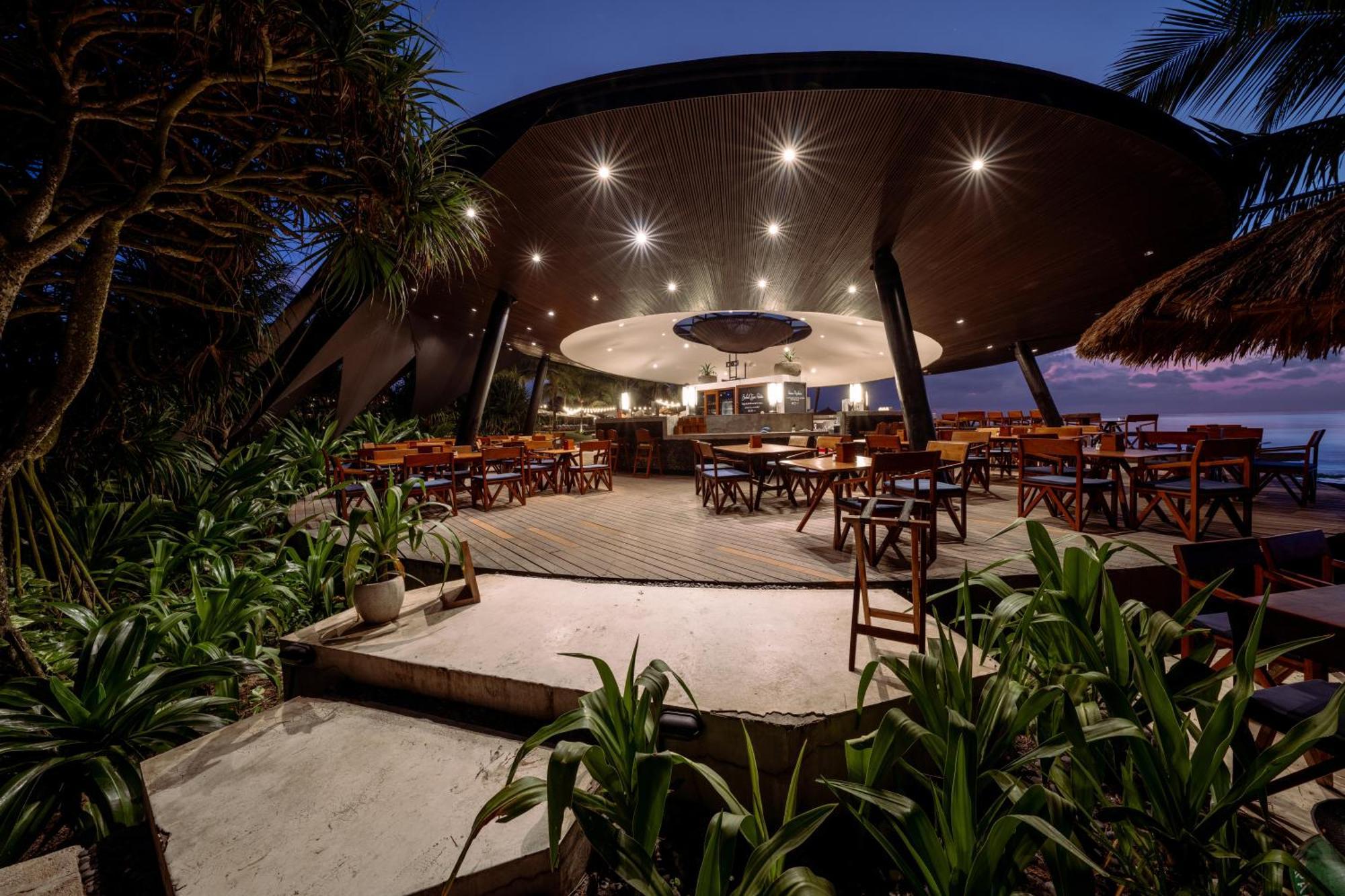 Hotel Komune And Beach Club Bali Keramas Exterior photo