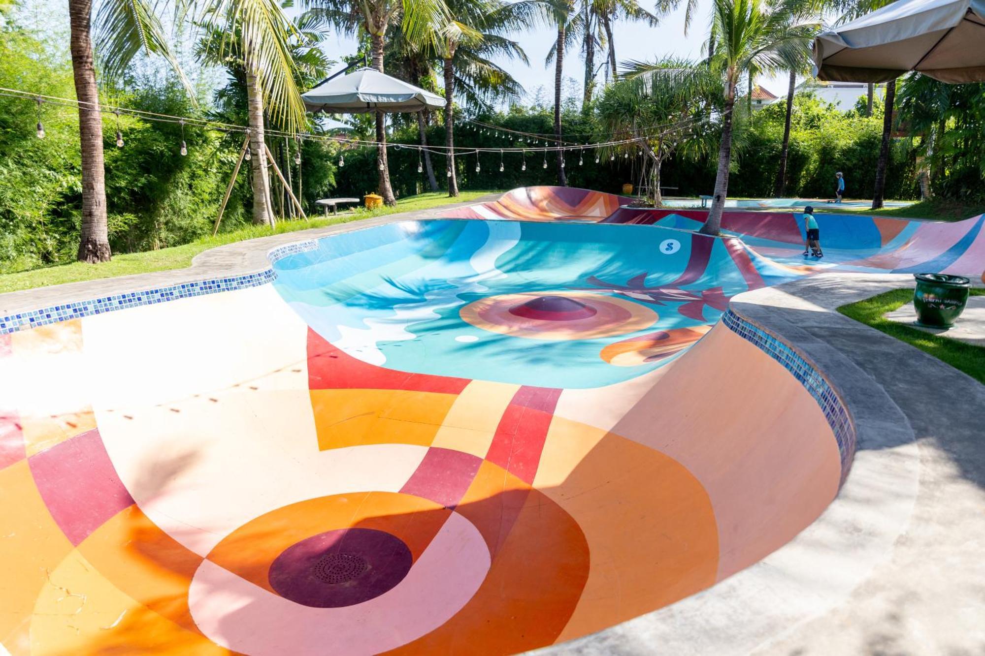 Hotel Komune And Beach Club Bali Keramas Exterior photo