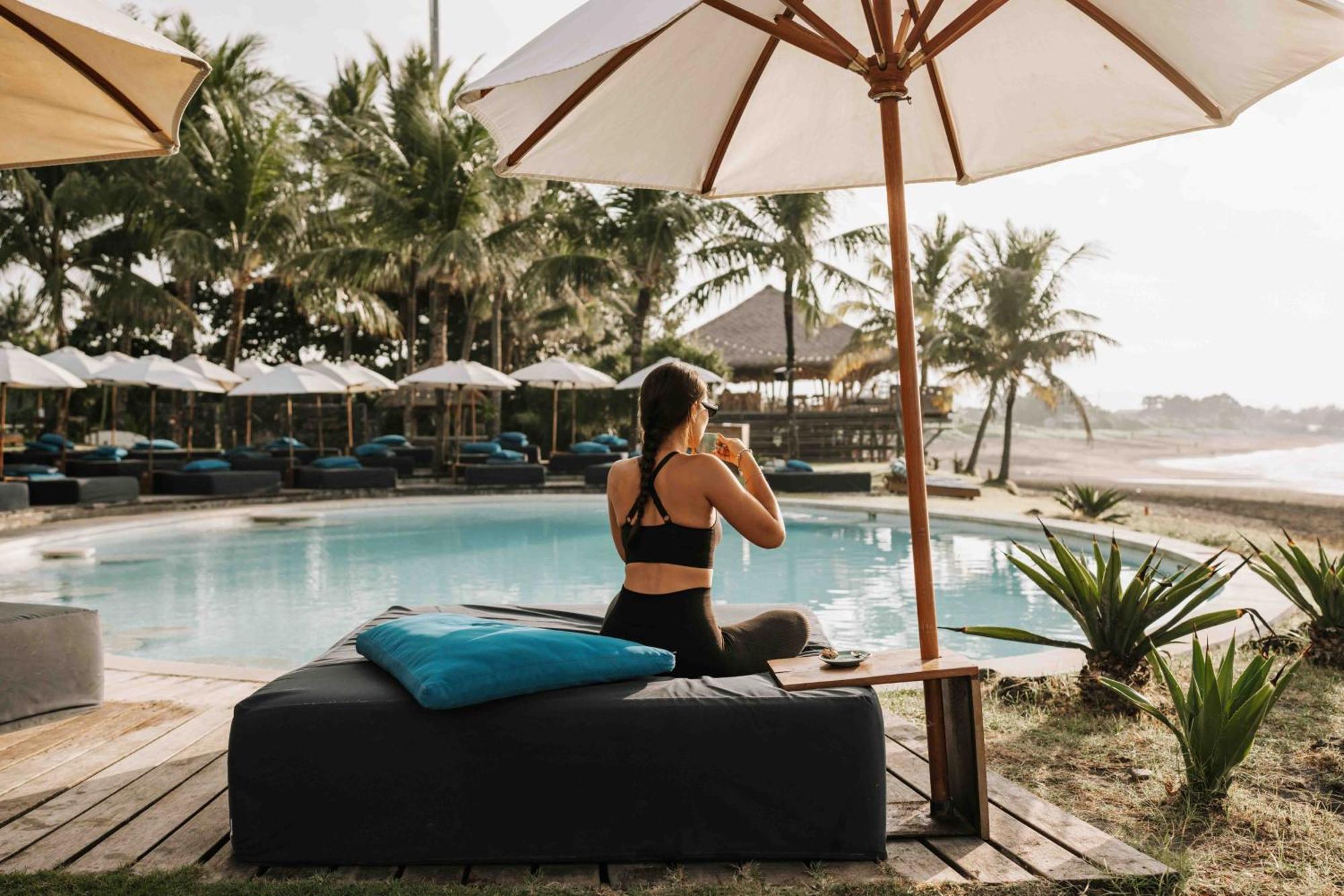 Hotel Komune And Beach Club Bali Keramas Exterior photo